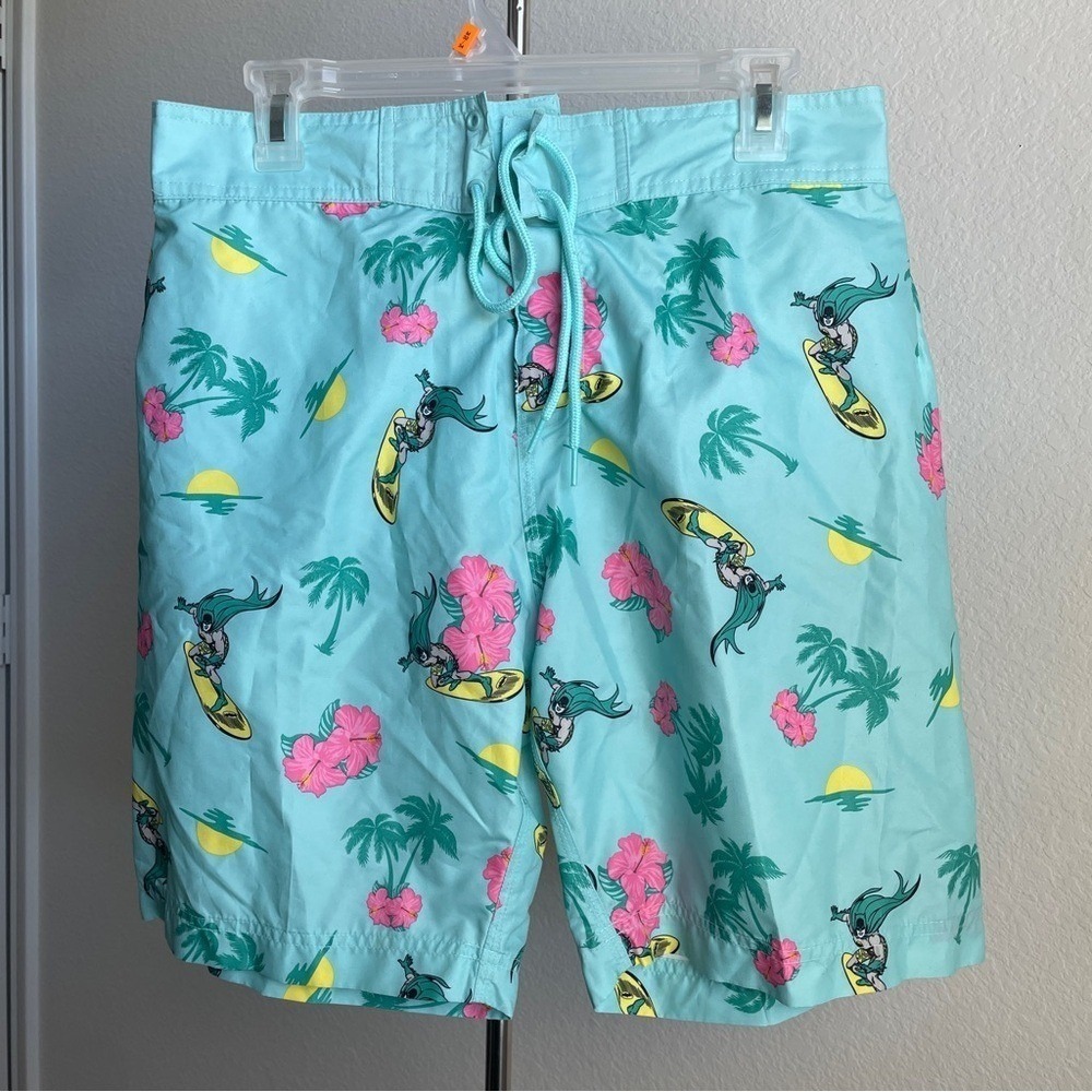 Batman Men's Medium Aqua Teal Swim Trunks Summer Pool Cruise Beach Lake Hawaiian